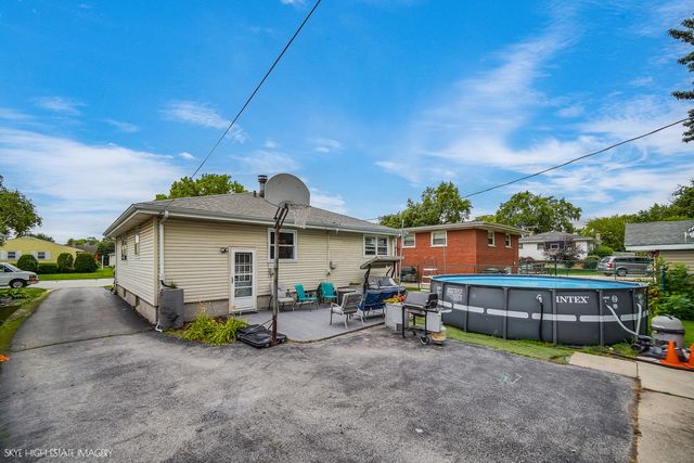 514 E 164th Place, South Holland, IL 60473