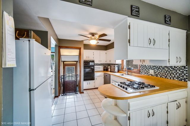 514 E 164th Place, South Holland, IL 60473