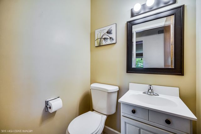 514 E 164th Place, South Holland, IL 60473