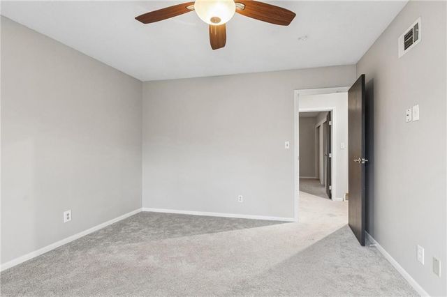 5700 W 97th Street, Overland Park, KS 66207