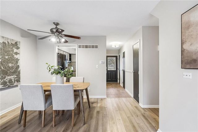 5700 W 97th Street, Overland Park, KS 66207