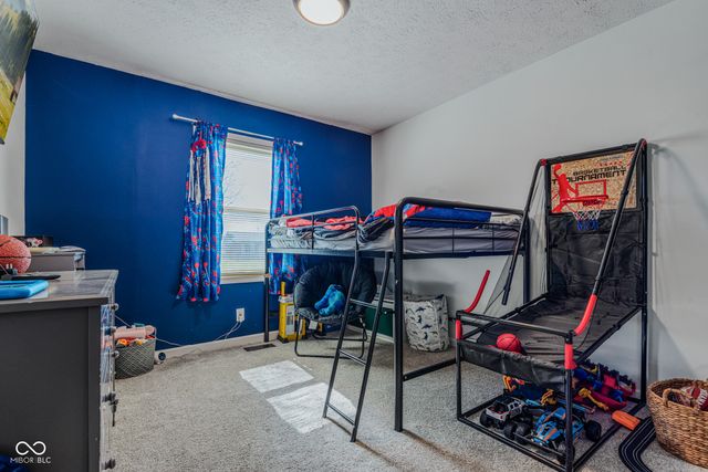 5206 E Homestead Drive, Columbus, IN 47201