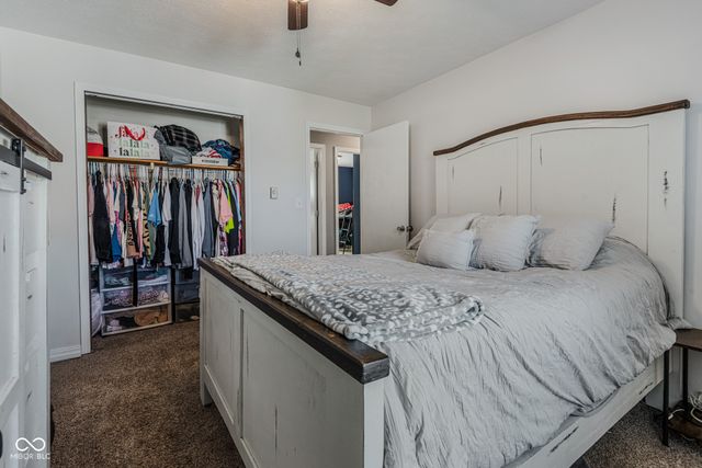 5206 E Homestead Drive, Columbus, IN 47201