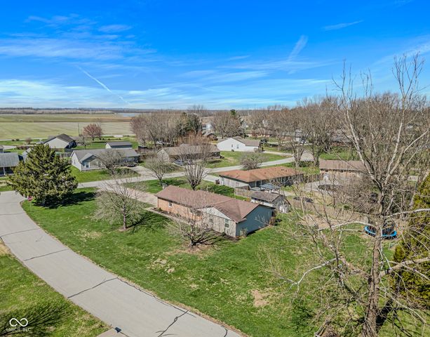 5206 E Homestead Drive, Columbus, IN 47201