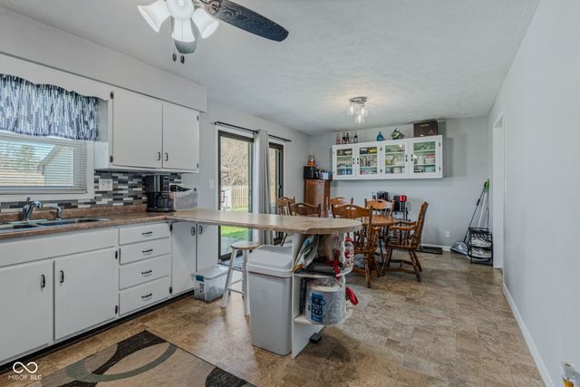 5206 E Homestead Drive, Columbus, IN 47201