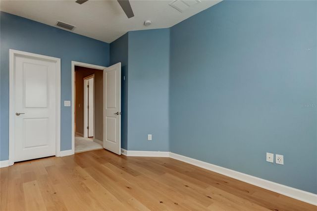 6623 CITRUS CREEK LANE, Tampa, FL 33625