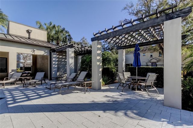 6623 CITRUS CREEK LANE, Tampa, FL 33625