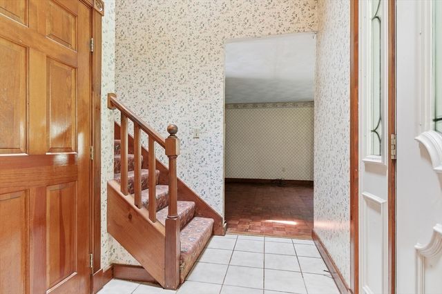 67 Blackstone, Blackstone, MA 01504