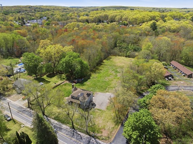 67 Blackstone, Blackstone, MA 01504