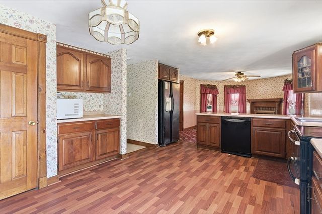 67 Blackstone, Blackstone, MA 01504