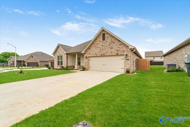15908 NW Big Ben Drive, Harvest, AL 35749