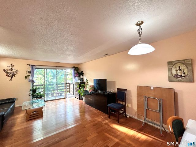 1425 Quinnipiac Avenue 203, New Haven, CT 06513