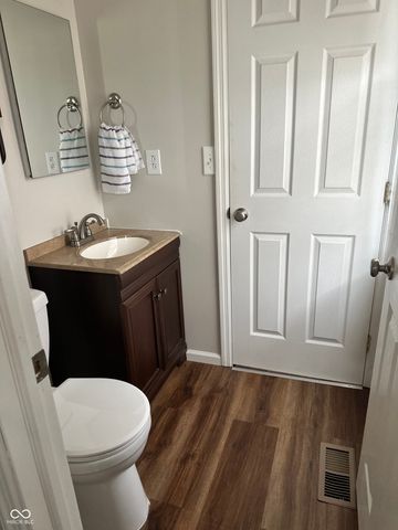 338 Bob White Boulevard, Batesville, IN 47006