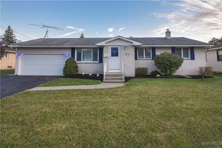 64 Gordon Avenue, Lancaster, NY 14086