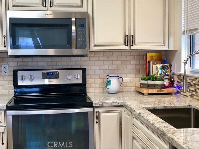 2324 Via Puerta B, Laguna Woods, CA 92637