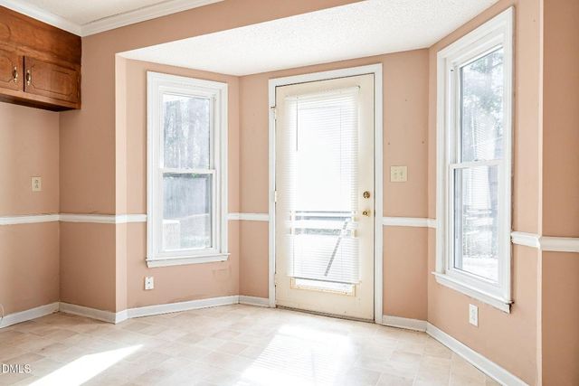 140 Rollingwood Drive, Dunn, NC 28334