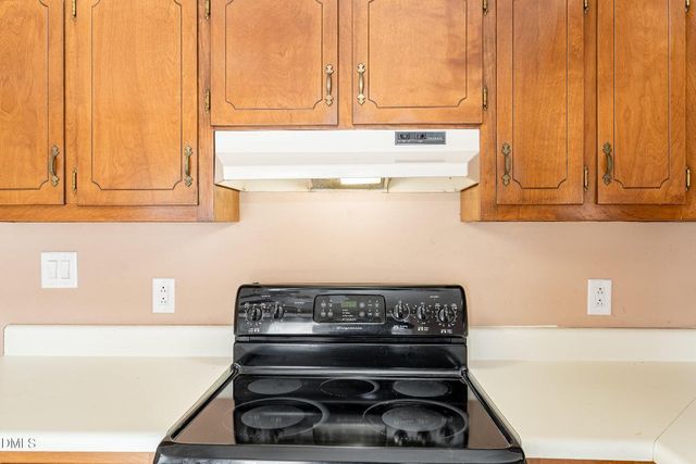 140 Rollingwood Drive, Dunn, NC 28334