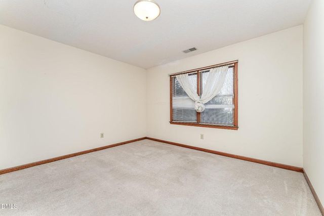 140 Rollingwood Drive, Dunn, NC 28334