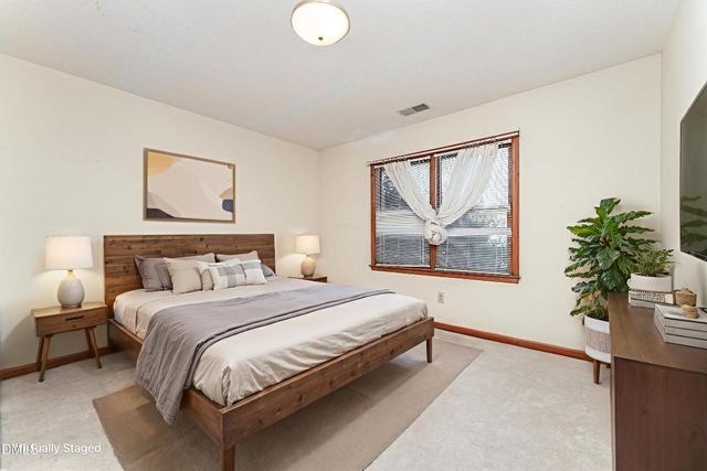 140 Rollingwood Drive, Dunn, NC 28334