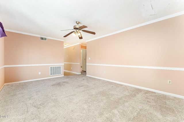 140 Rollingwood Drive, Dunn, NC 28334