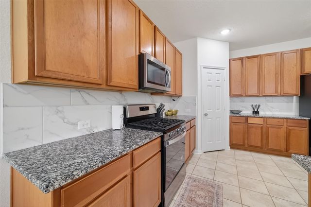 2023 Katalonia Lane, Fresno, TX 77545