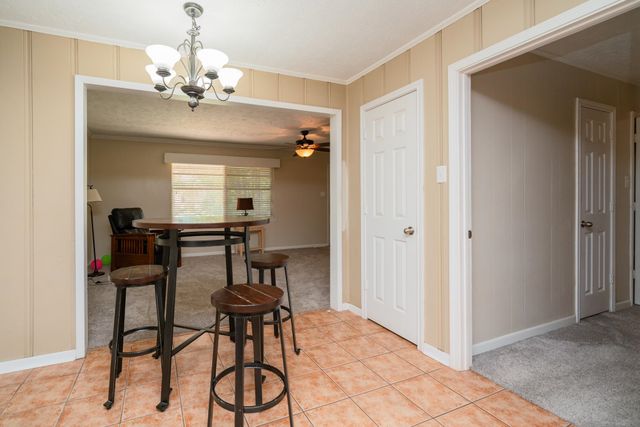 1810 W Main St., Henderson, TX 75652
