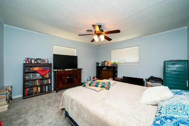 1810 W Main St., Henderson, TX 75652