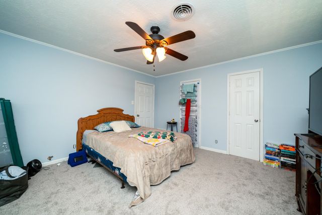 1810 W Main St., Henderson, TX 75652