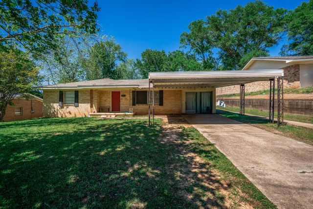 1810 W Main St., Henderson, TX 75652