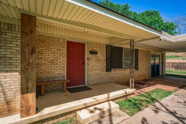 1810 W Main St., Henderson, TX 75652