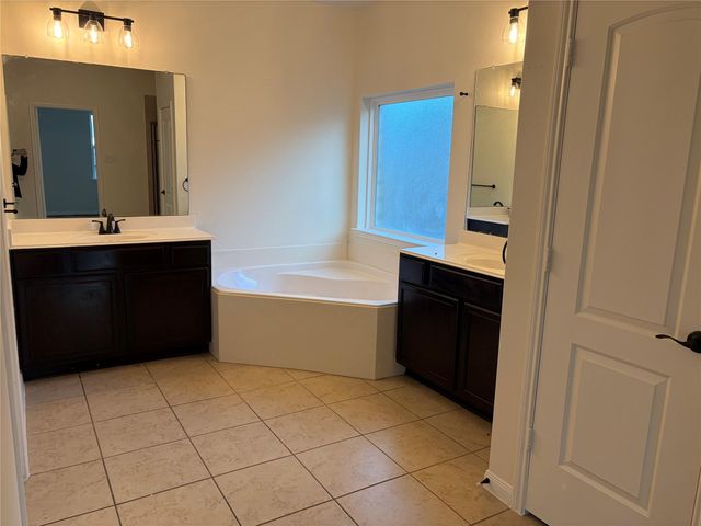 20615 Silver Tea Avenue, Hockley, TX 77447