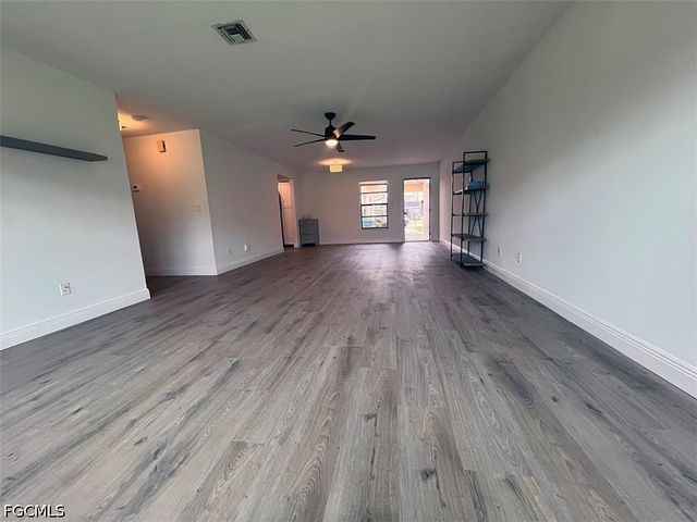 3906 SE 11th PL 606, Cape Coral, FL 33904