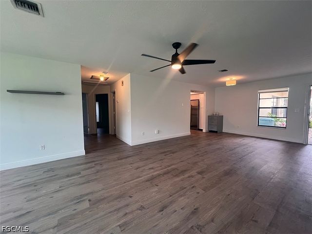 3906 SE 11th PL 606, Cape Coral, FL 33904