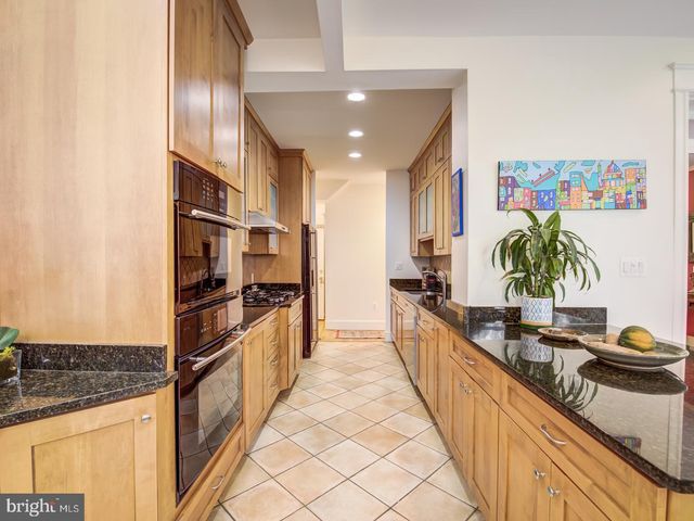 3629 ORDWAY ST NW, Washington, DC 20016