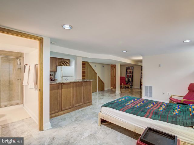 3629 ORDWAY ST NW, Washington, DC 20016