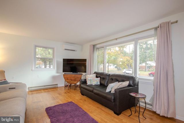 1801 CRAWFORD DR, Salisbury, MD 21804