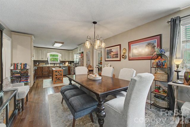 1364 Atoah Road, Robbinsville, NC 28771