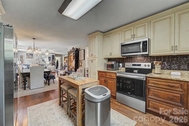 1364 Atoah Road, Robbinsville, NC 28771