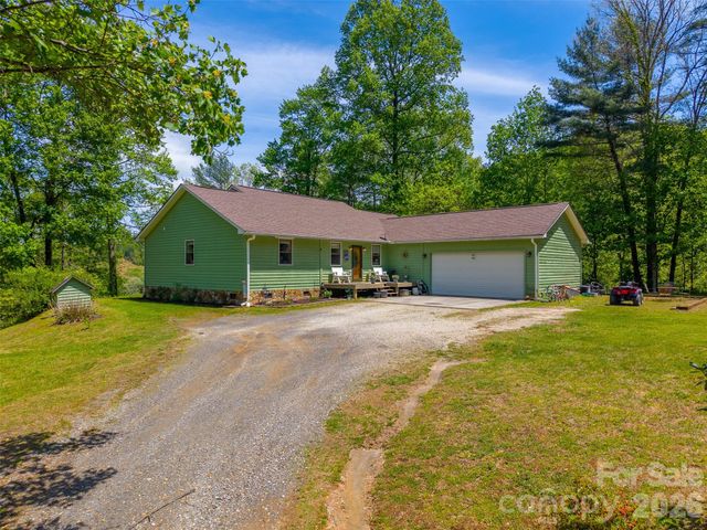 1364 Atoah Road, Robbinsville, NC 28771