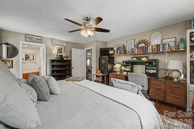 1364 Atoah Road, Robbinsville, NC 28771