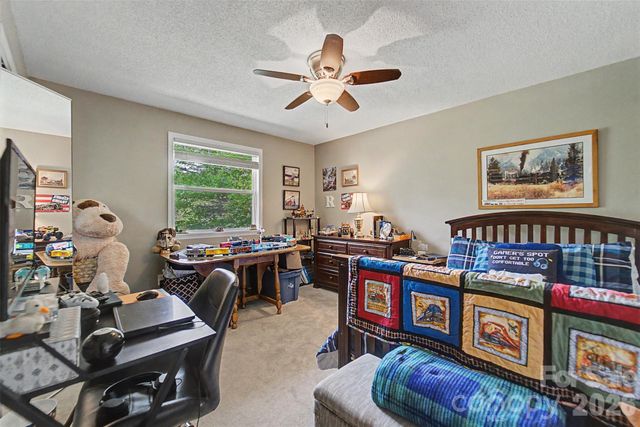 1364 Atoah Road, Robbinsville, NC 28771