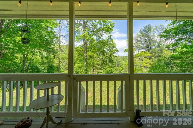 1364 Atoah Road, Robbinsville, NC 28771