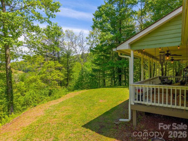1364 Atoah Road, Robbinsville, NC 28771