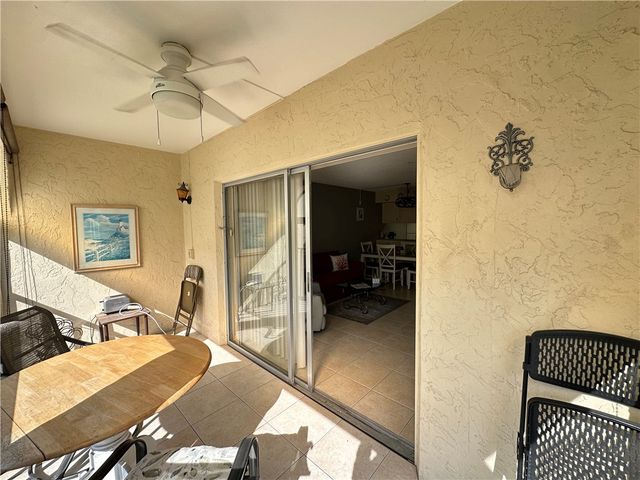 835 18th Street 310, Vero Beach, FL 32960