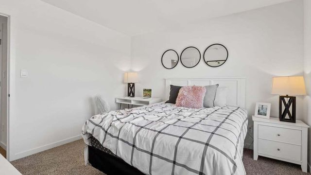 7734 W 107th Place, Crown Point, IN 46307