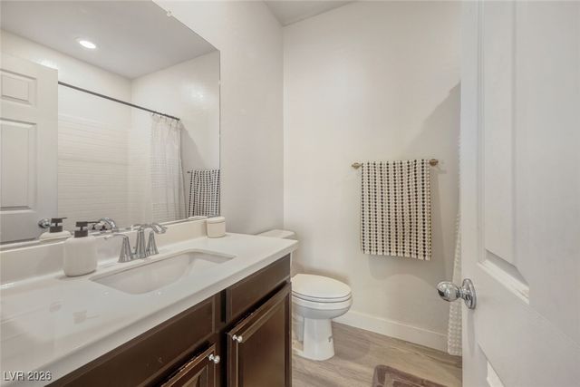 8486 Insignia Avenue 103, Las Vegas, NV 89178