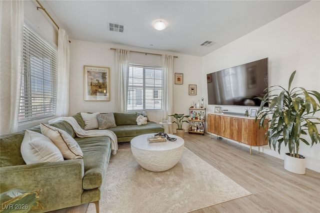 8486 Insignia Avenue 103, Las Vegas, NV 89178