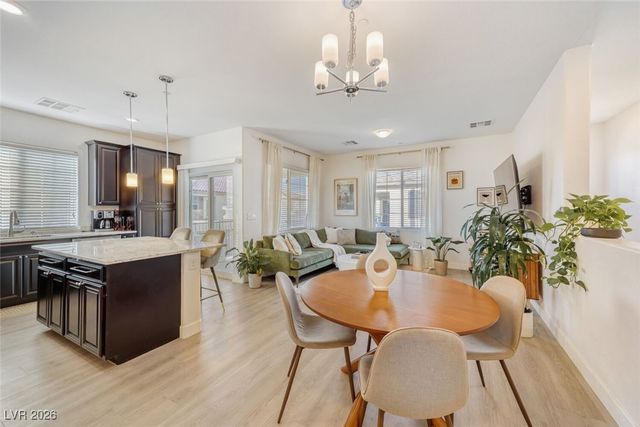 8486 Insignia Avenue 103, Las Vegas, NV 89178