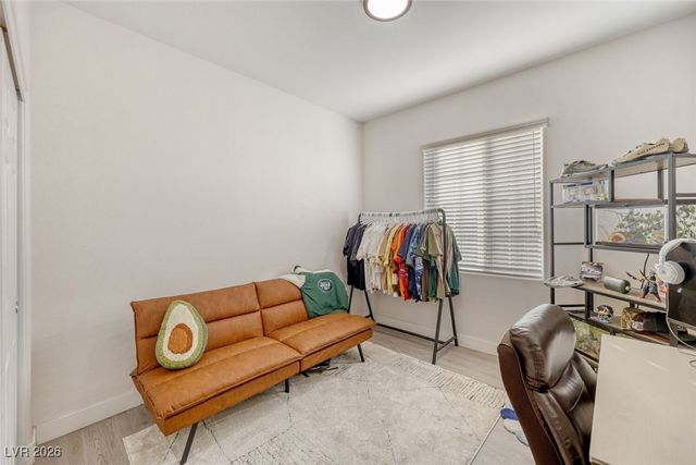 8486 Insignia Avenue 103, Las Vegas, NV 89178