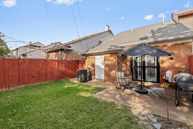 3585 BISHOPS GATE DR, Memphis, TN 38115